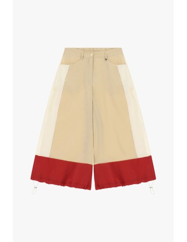Bermudas Amplas com Detalhes Color Block e Cordão Dixie