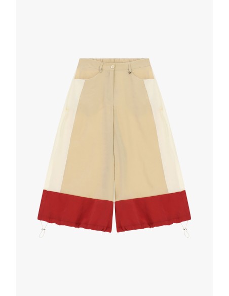 Bermudas Amplas com Detalhes Color Block e Cordão Dixie
