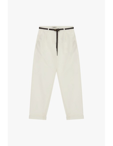 Calças Chino-Fit com Cinto Fino e Viras Dixie