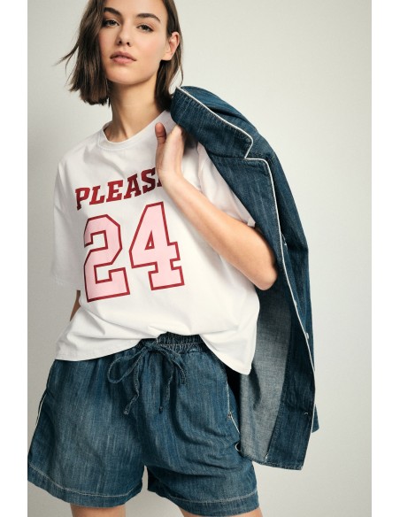 T-shirt ampla com estampa frontal e na manga Please