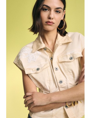 Denim Jacket Corta Con Spalle Ampie E Dettagli Ricamati Please - Ve...