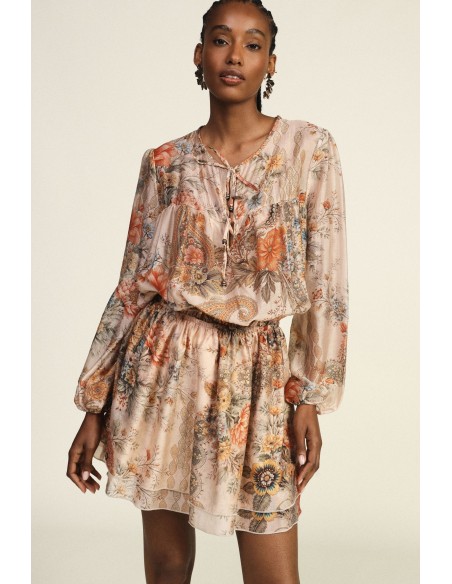 Vestido Curto com Estampa Floral e Decote com Cordões Dixie