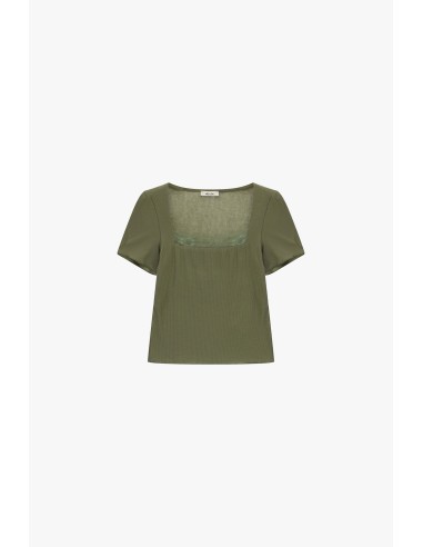Top decote quadrado mangas curtas e inserto em renda Dixie