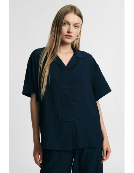 Camisa boxy curta com fecho de botões Please