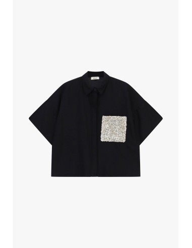 Camisa boxy com mangas curtas e bolso de lantejoulas Dixie