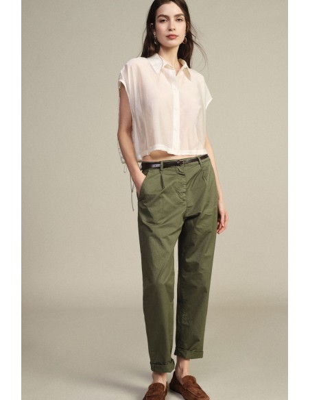 Calças Chino-Fit com cintura fina e barras viradas Dixie