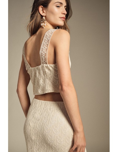 Top em malha trabalhada com alças largas em ponto aberto Dixie