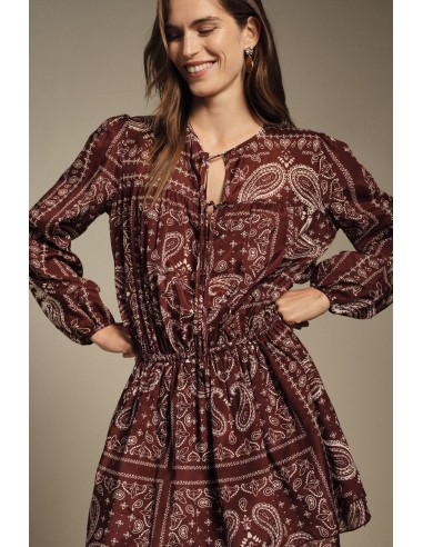 Vestido Curto Estampado Paisley com Mangas Compridas Dixie