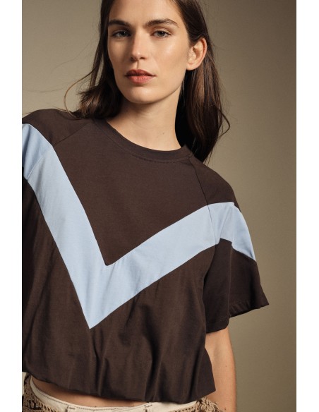 T-shirt com mangas largas e inserto em V Dixie