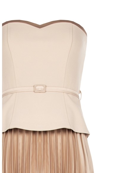 Vestido midi rodado plissado em cetim, com efeito de 2 peças e top em scuba crepe Rinascimento