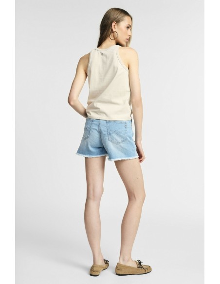 Shorts com corte regular, bainha desfiada e rasgões Please