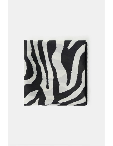 Foulard com estampa zebrada, bainha rematada, leve Please