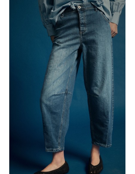Jeans de perna larga com corte balão Please