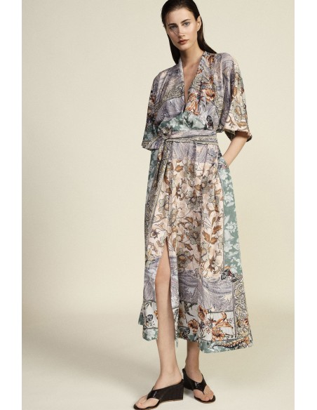Vestido Longo Estampa Patchwork Cinto em Tecido Dixie