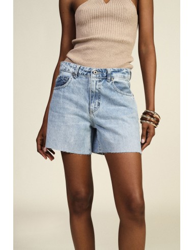 Shorts corte regular em ganga com bainha desfiada Dixie
