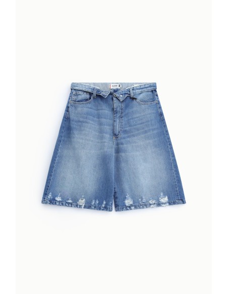 Shorts cinco bolsos, efeito usado, comprimento ao joelho Please