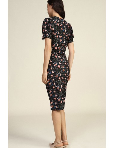 Vestido Midi com Estampa Floral e Decote em V Dixie