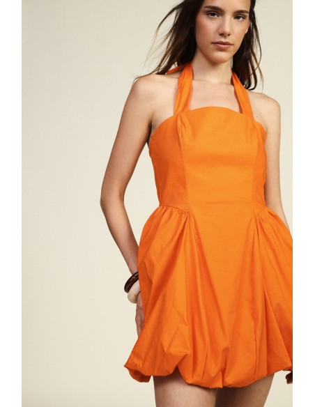 Vestido Curto com Alças Largas e Barra em Balão Dixie