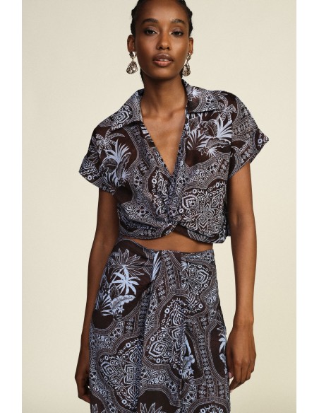 Top cropped fantasia paisley com nó frontal Dixie