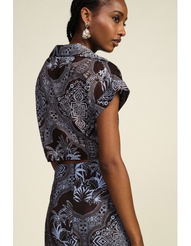 Top cropped com estampa paisley e nó frontal Dixie