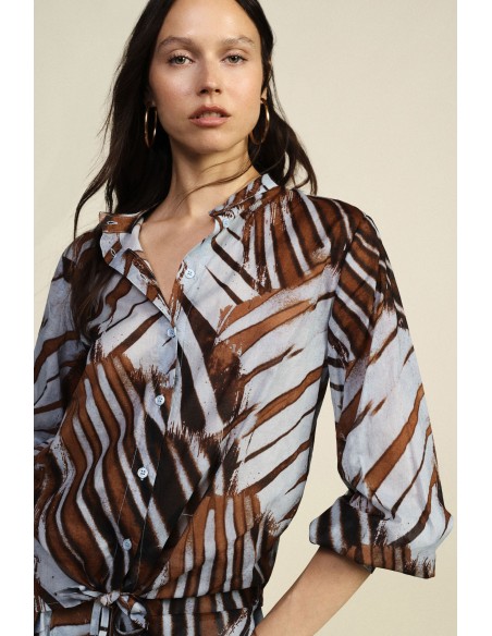 Camisa estampada com nó frontal e gola à coreana Dixie