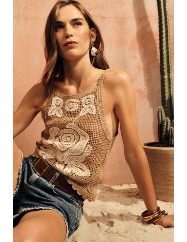 Top ajour com bordado floral e alças finas Dixie