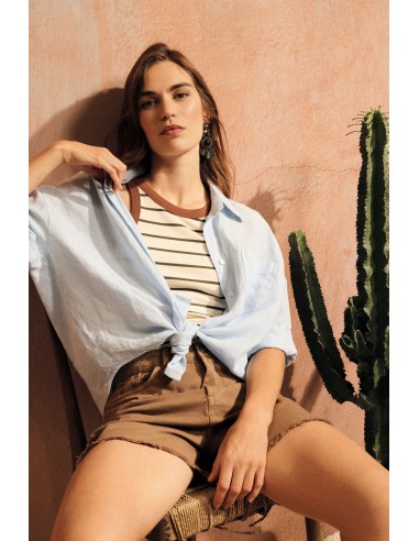 Camisa ampla com mangas 3/4 e bolso Dixie