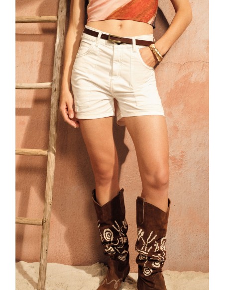 Shorts de Corte Regular com Bolsos Aplicados Frontais Dixie