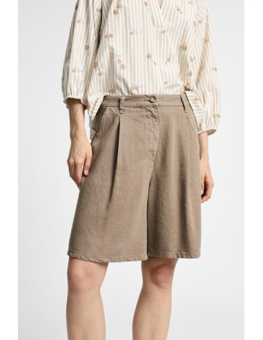 Shorts de cintura alta com pinças e bolsos laterais Please