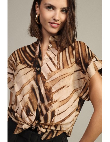 Camisa Crop com Nó Frontal e Mangas Curtas Dixie