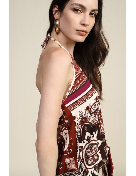 Top com estampado paisley e fecho amarrado Dixie