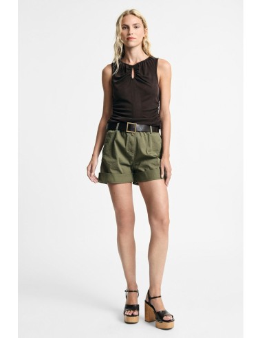 Shorts de Corte Regular com Cinto e Barra Virada Please