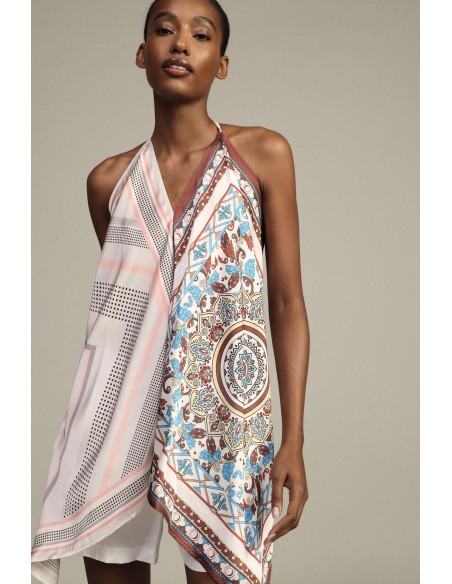 Top foulard com estampado paisley e detalhes geométricos Dixie
