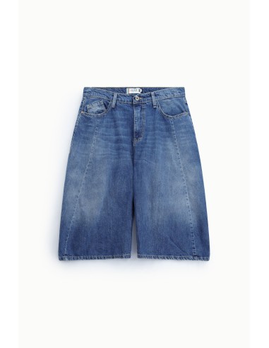 Bermuda de corte regular em ganga com bolsos laterais Please
