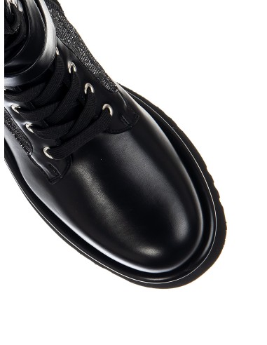 Bota de cano curto com atacadores, detalhe em glitter e padrão com logótipo Rinascimento