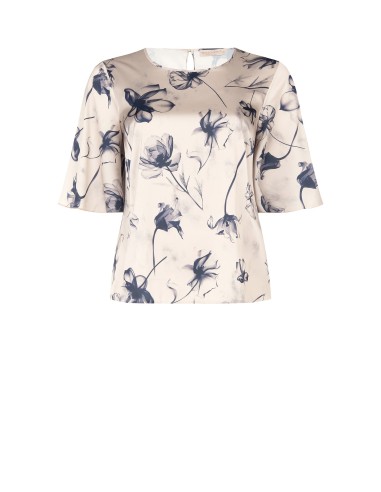 Blusa Curvy em cetim com grandes flores esbatidas e mangas com aba Rinascimento Curvy