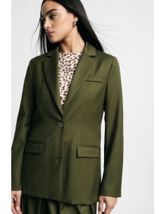 Blazer com lapela clássica e bolsos com aba Please
