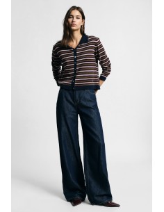 Jeans De Perna Larga Com Costuras Em Contraste Please