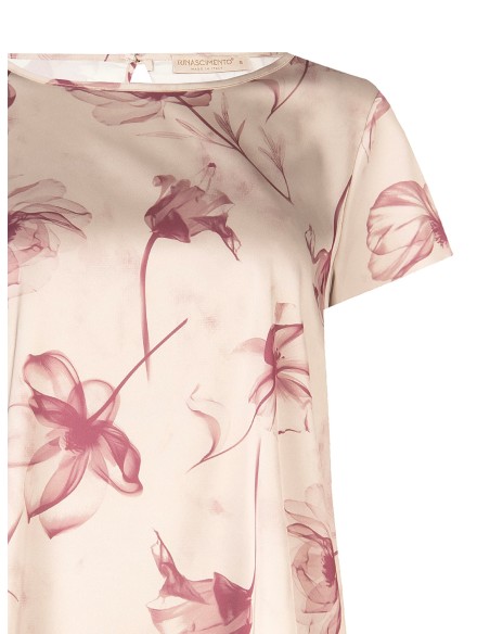Blusa Ampla e Fluida em Cetim com Flores Grandes Rinascimento