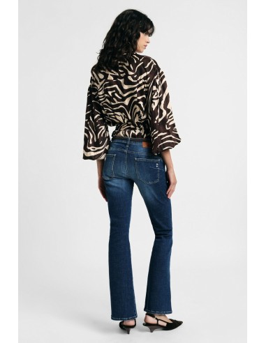 Jeans Flare Fit Com Barra Ampla E Costuras À Vista Please