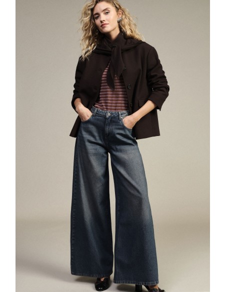 Jeans De Perna Larga Cintura Alta Com Cinco Bolsos Dixie