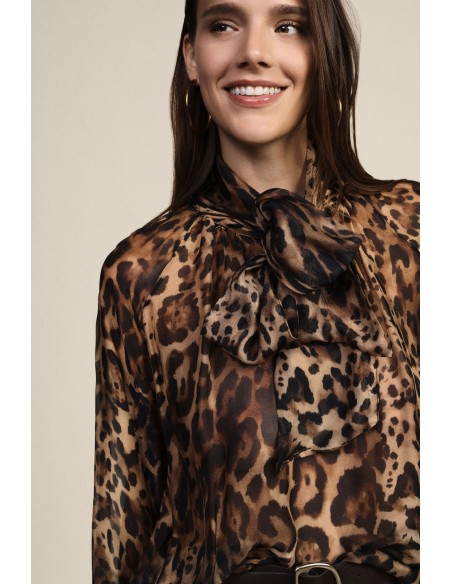 Blusa ampla com padrão animal e laço Dixie