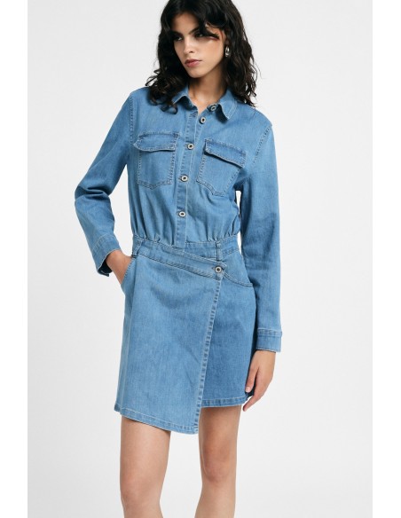 Vestido curto com bolsos frontais e botões Please