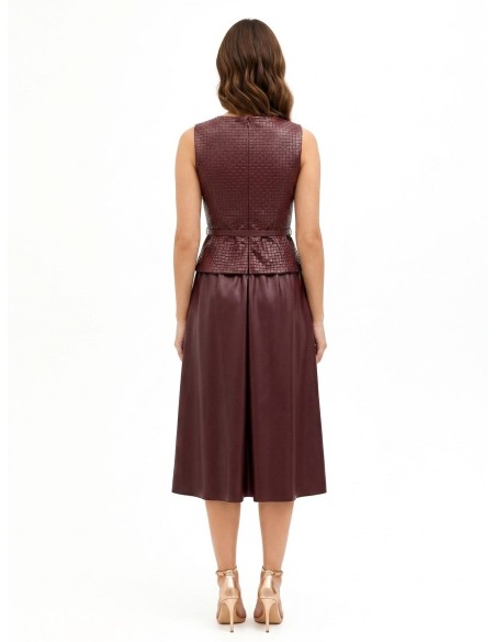 Vestido midi em imitação de pele com padrão entrançado aos quadrados e cinto a condizer Rinascimento