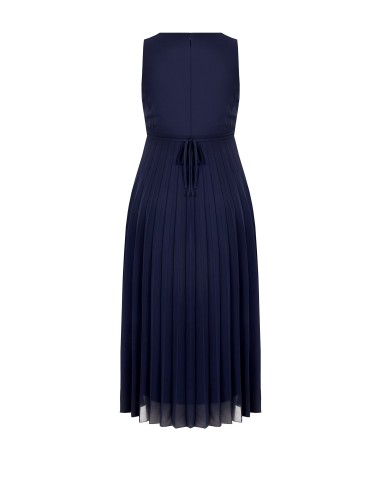 Vestido comprido Curvy em georgette plissado com cristais na cintura e decote cruzado Rinascimento Curvy