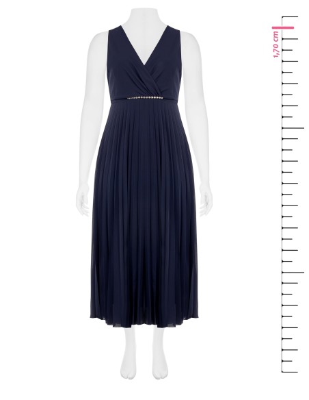 Vestido comprido Curvy em georgette plissado com cristais na cintura e decote cruzado Rinascimento Curvy