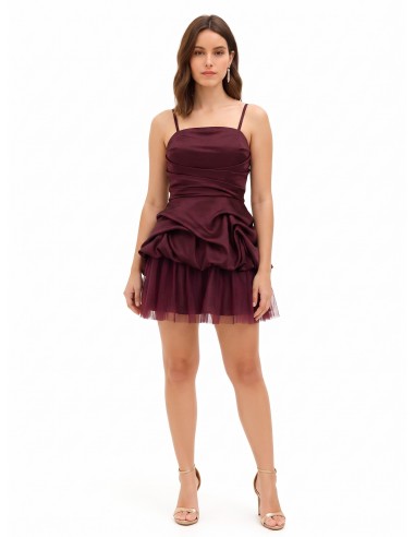 Vestido curto balão com folhos em cetim e fundo em tule Rinascimento