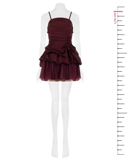 Vestido curto balão com folhos em cetim e parte inferior em tule Rinascimento