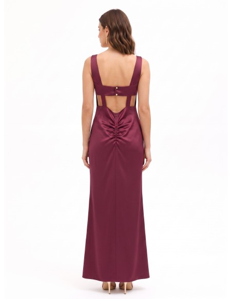 Vestido comprido em cetim estruturado, decotado e franzido atrás, Rinascimento