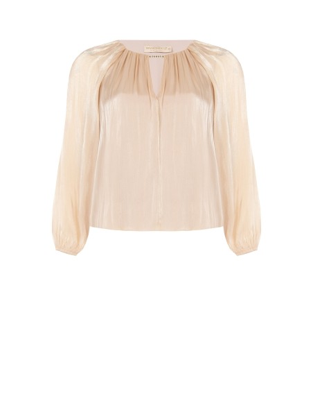 Blusa Curvy Fluida em Cetim Laminado com Recorte e Detalhe de Joia Rinascimento Curvy